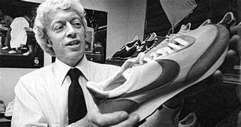 who was nike founded by